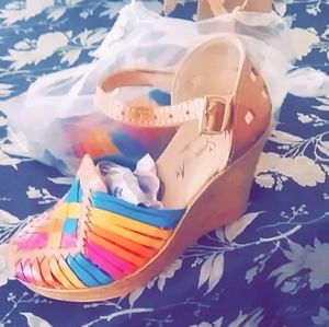 Katalina wedges size 5